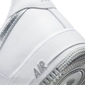Кроссовки мужские Nike Air Force 1 Metallic Silver DZ6755-100